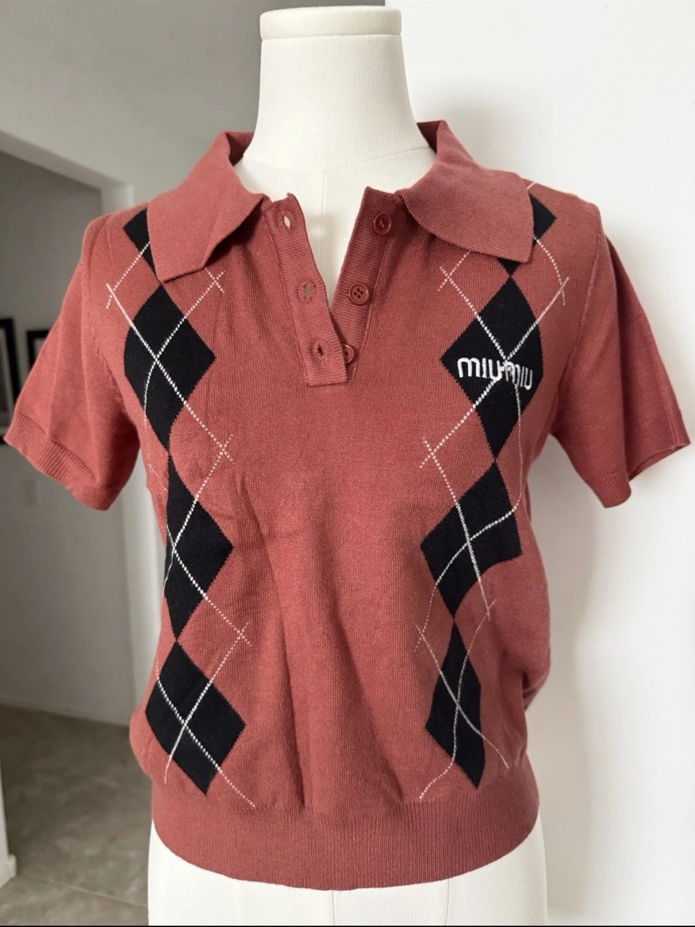 MM STYLE Rust Argyle Polo Top with Black Diamonds XS